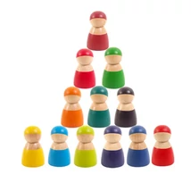 12 barát színes Montessori fafigura 12 barát színes Montessori fafigura